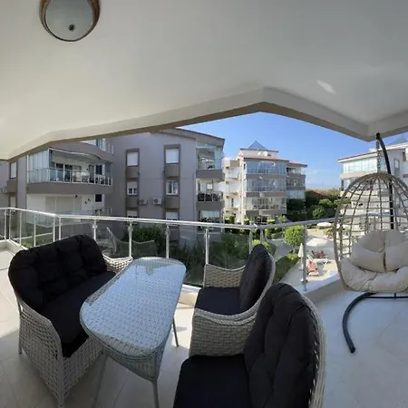 Oasis 2+1 Apartment